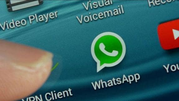 Revuelo entre los usuarios por la pestaña nueva de Whatsapp