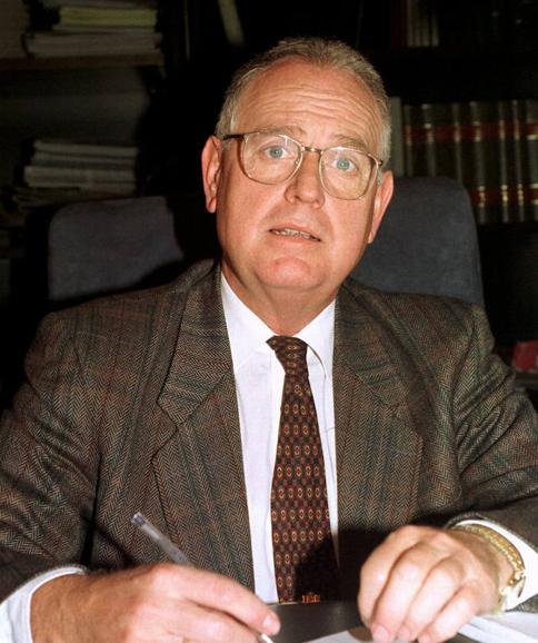 27 minutos de vídeo para homenajear a Luis Portero, un jurista "fino" y "mayúsculo"