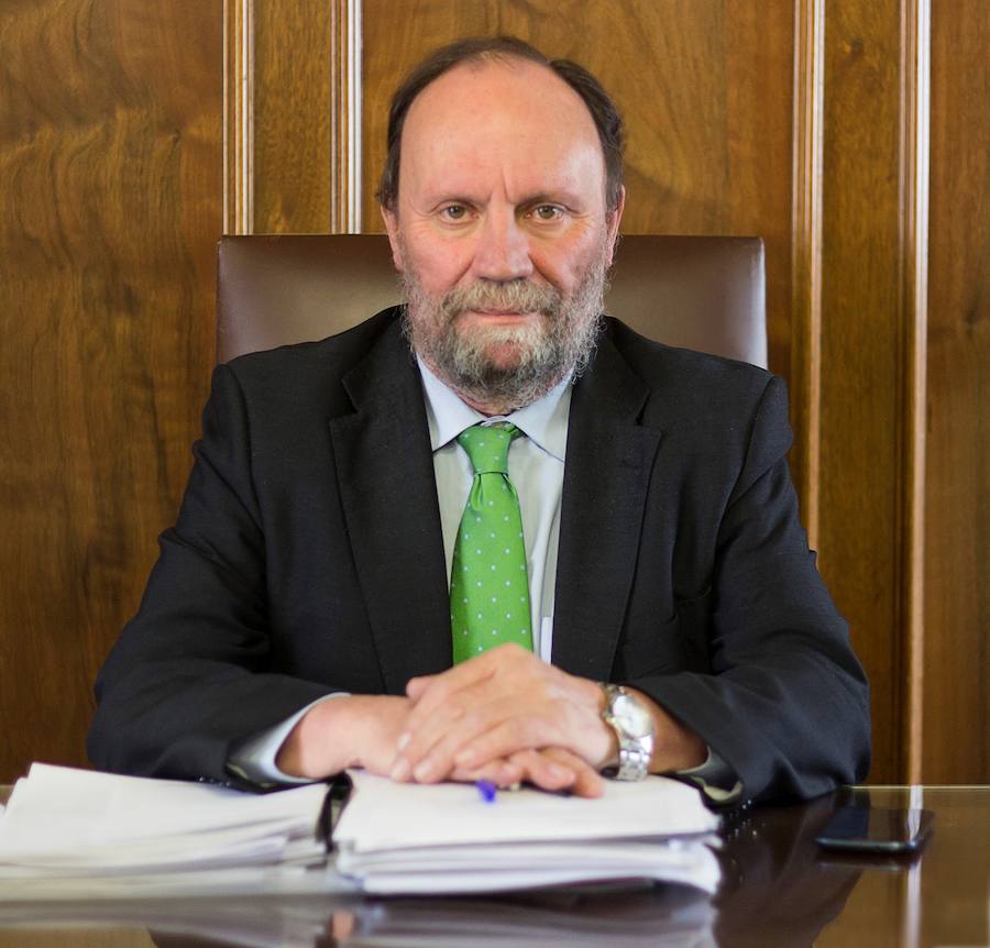 El exrector Francisco González Lodeiro, nuevo director del Instituto Geológico y Minero de España