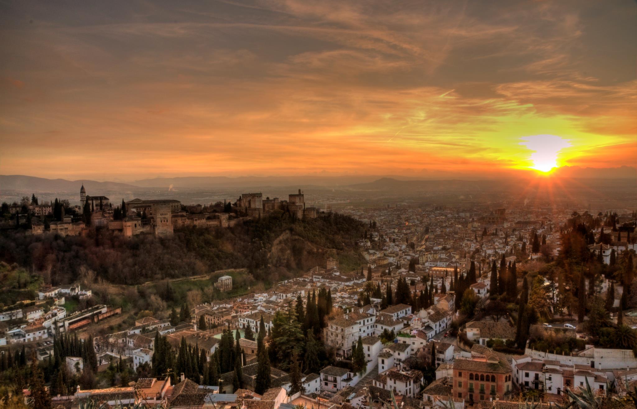 El 'Daily Telegraph' elige Granada como el 4º mejor destino del mundo en 2017