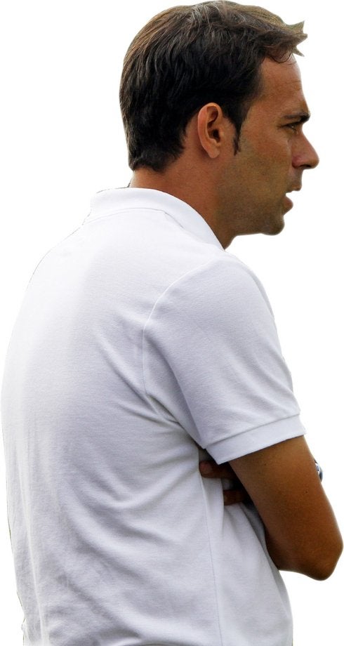 Fran Fernández tratará de aportar al primer equipo su forma de ver el fútbol para conquistar un triunfo que será importante. :: j. j. mullor