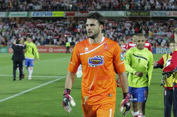 Su gran día. Karnezis, ahora e en el Udinese, fue el gran héroe con sus paradas en la victoria ante el equipo azulgrana. 