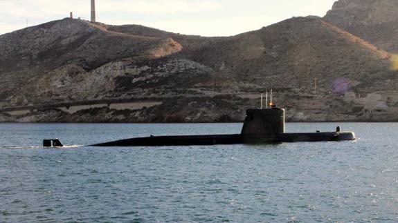 Un submarino llega a Almería