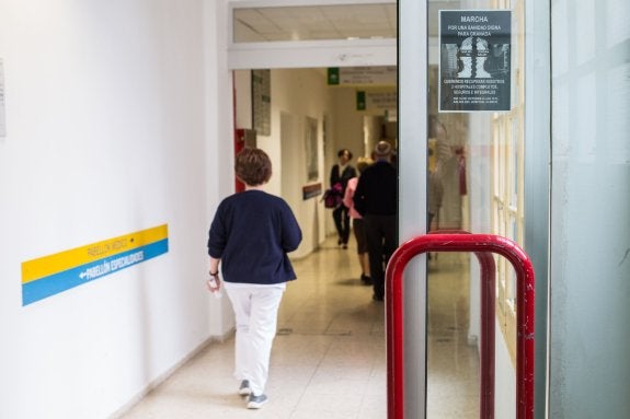 Un fallo «grave» de seguridad desprotegió los historiales de los pacientes del Clínico