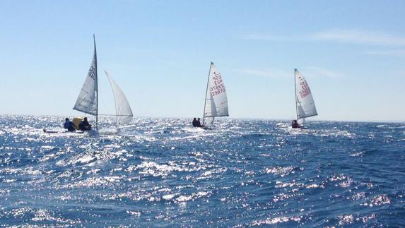 El Club de Mar hace doblete en el Campeonato Provincial de Clase Optimist