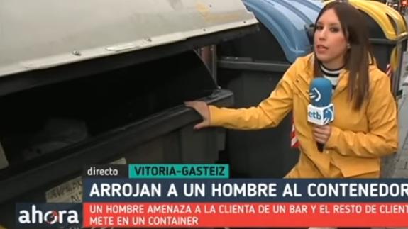 Lanzan a un hombre a un contenedor por acosar a una mujer en un bar