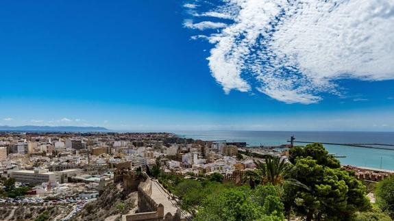 Almería, la única andaluza que no superará el 70% de ocupación hotelera para este Puente