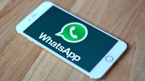 Multa para WhatsApp por compartir datos con Facebook