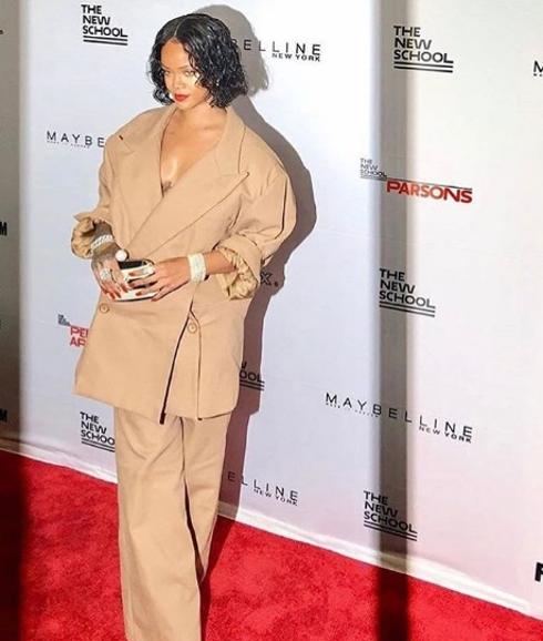 ¿Está Rihanna embarazada?