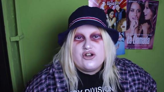 «Gorda traicionera», la tremenda polémica de una youtuber con Carlota Corredera