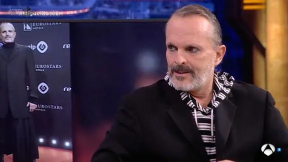 Miguel Bosé sale en defensa de Venezuela en 'El Hormiguero'