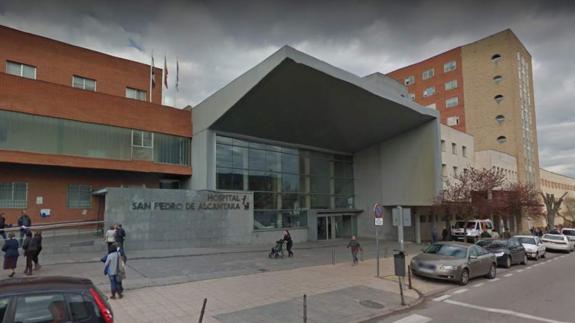 Un chico de 19 años sufre aplastamiento de una pierna al quedar atrapado entre dos pisos dentro de un ascensor