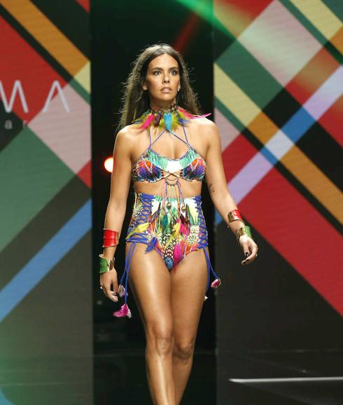 Cristina Pedroche debuta como modelo con un llamativo biquini: "Me ha sabido a poco"