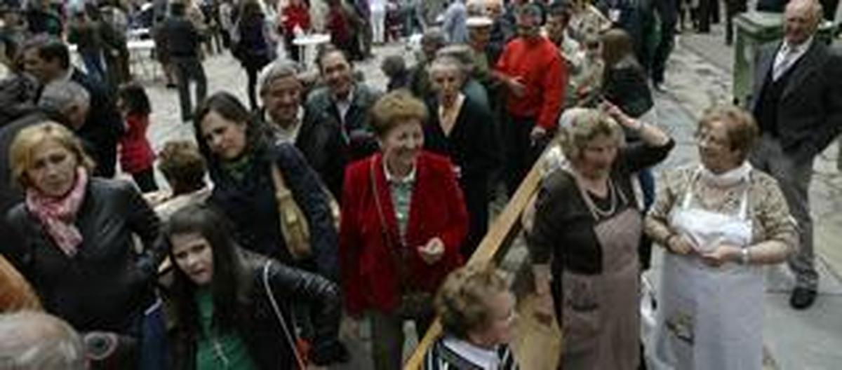 Linares de Riofrío celebra la Feria de la Fresa