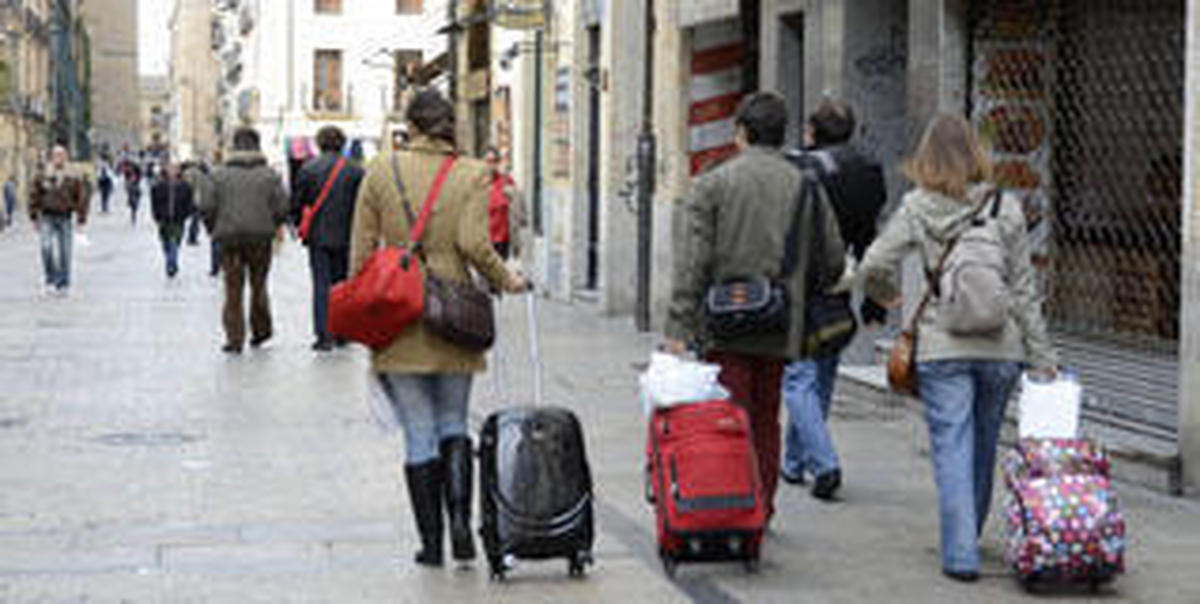 Salamanca perdió más de un millar de empadronados con destino al extranjero en 2013