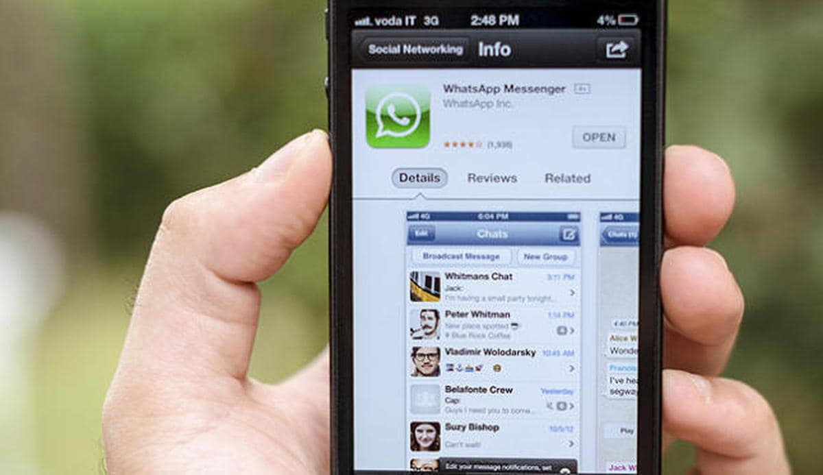 WhatsApp ya permite desactivar de forma oficial el doble 'check' azul