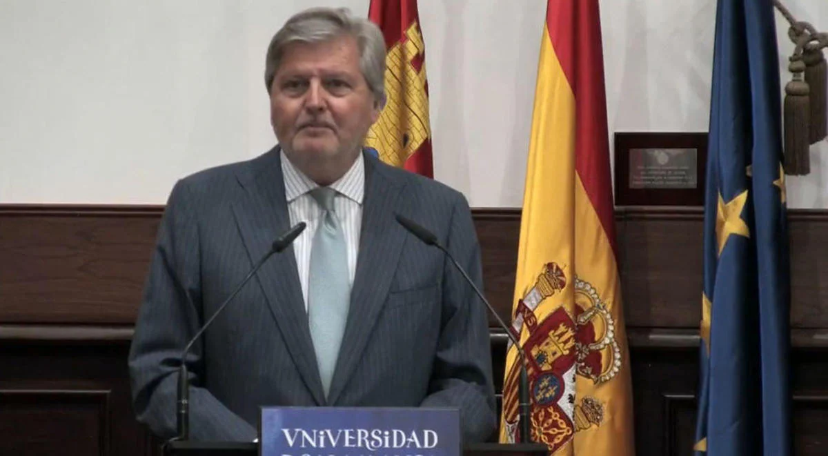 Méndez de Vigo anuncia 10 millones de euros para que las universidades atraigan talento