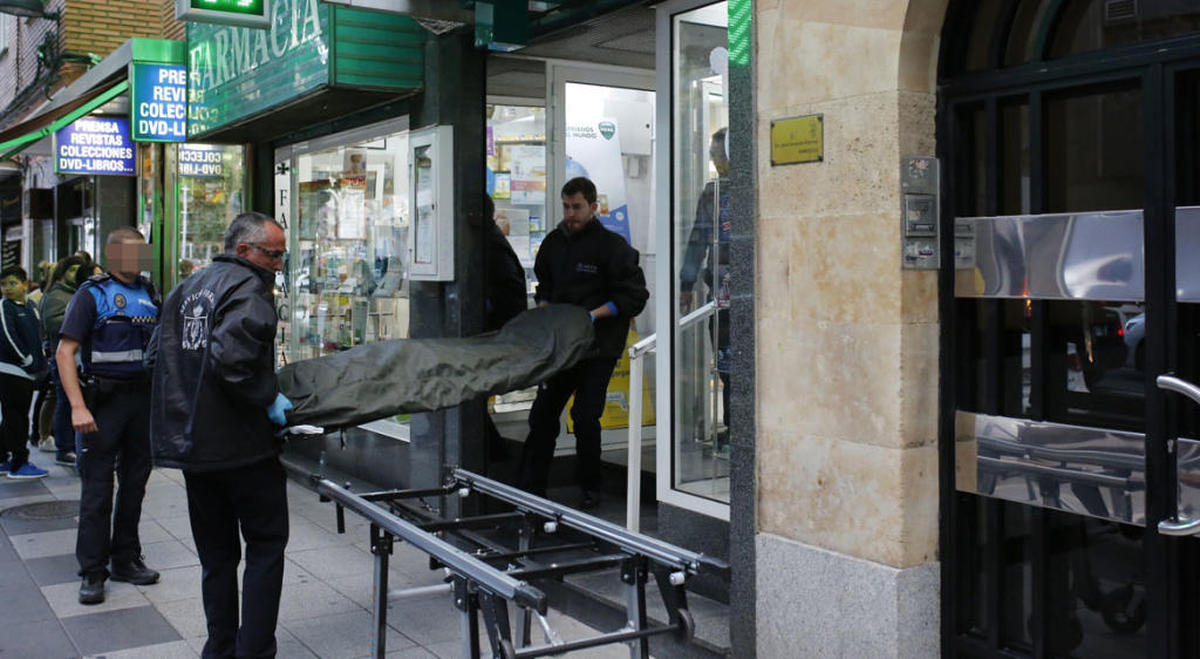 Fallece tras desvanecerse en una farmacia de Torres Villarroel