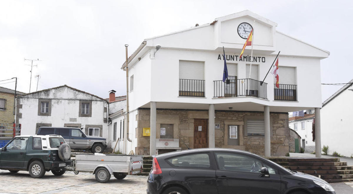 Un edil del PSOE de Trabanca manda a una exconcejal del PP ´al cementerio´ y después pide perdón