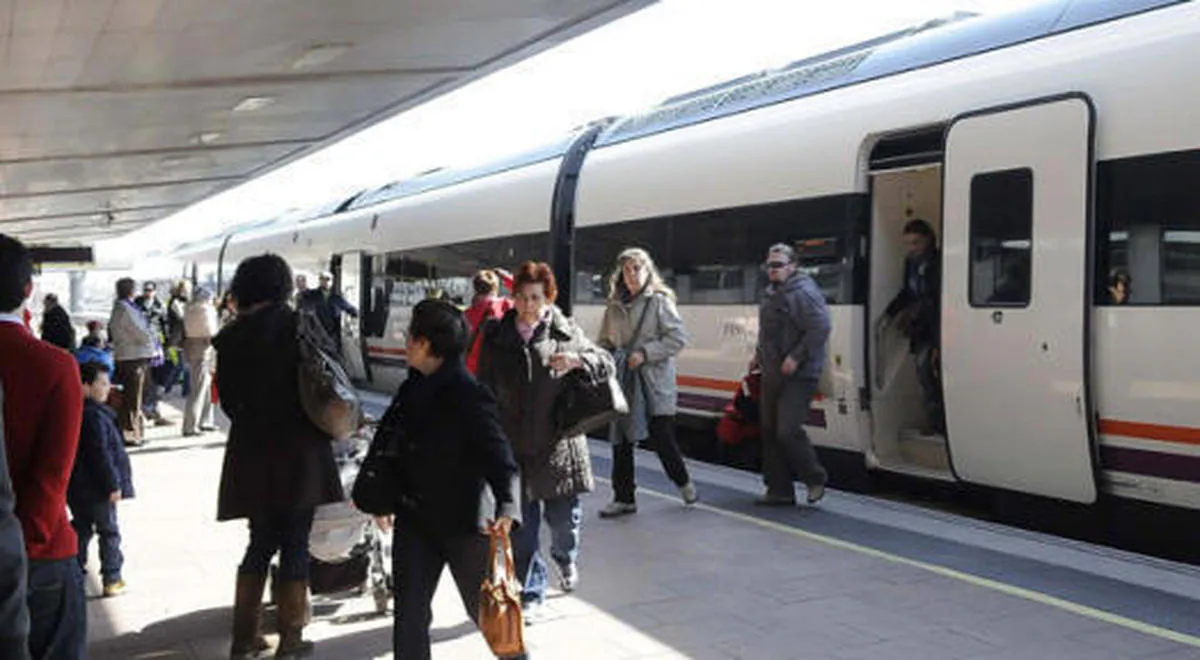 Los trenes MD entre Salamanca y Madrid reducen sus tiempos de viaje