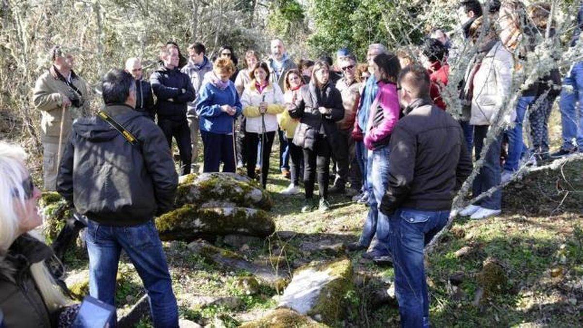 'Amigos del Castro de Irue&ntilde;a' convoca una asamblea para renovar la directiva