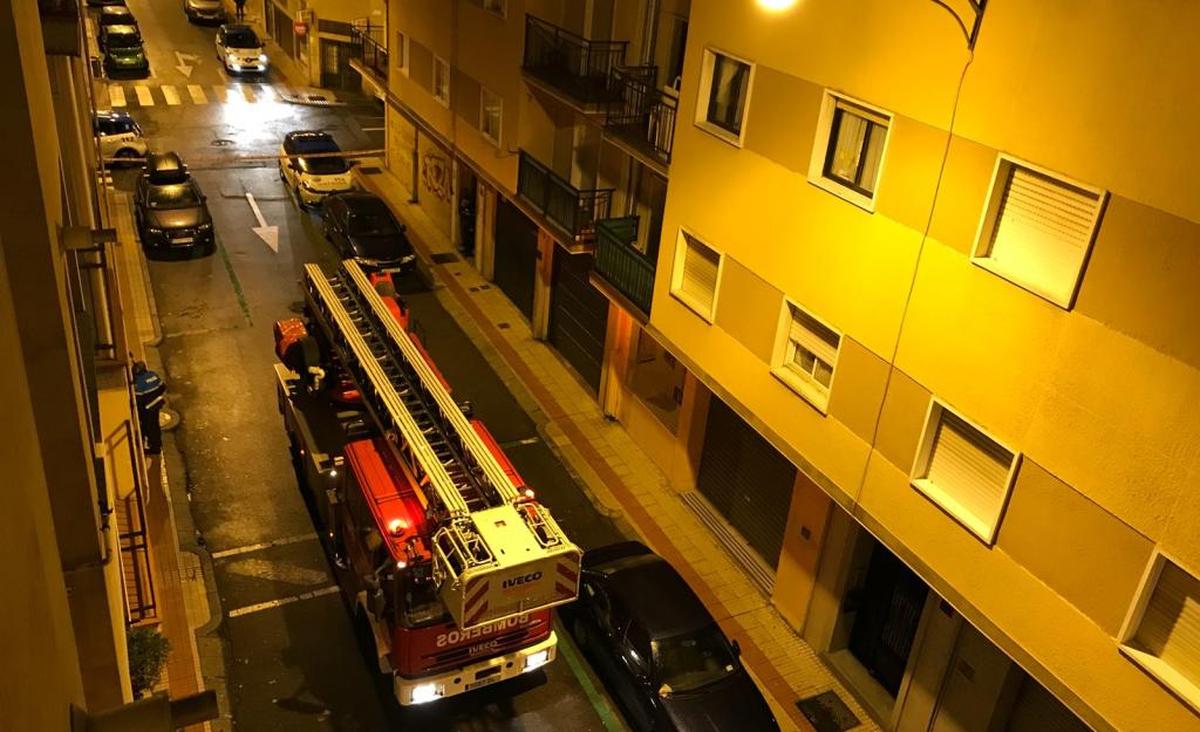 Detenida una mujer como presunta autora de un incendio en un apartamento en la calle Conde Cabarrús