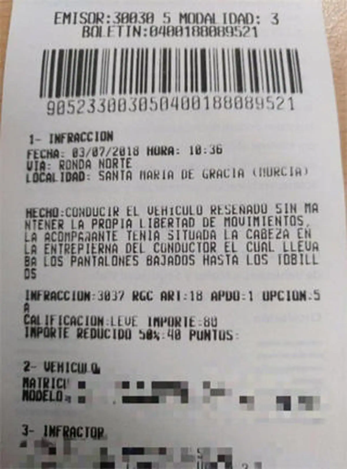 Pillado al volante cuando le hacían una felación, borracho y con el carné caducado