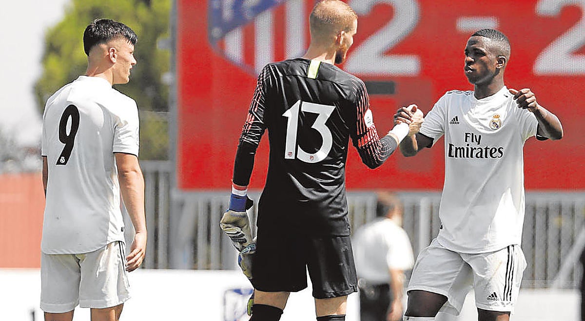 El Unionistas mira a Vinicius