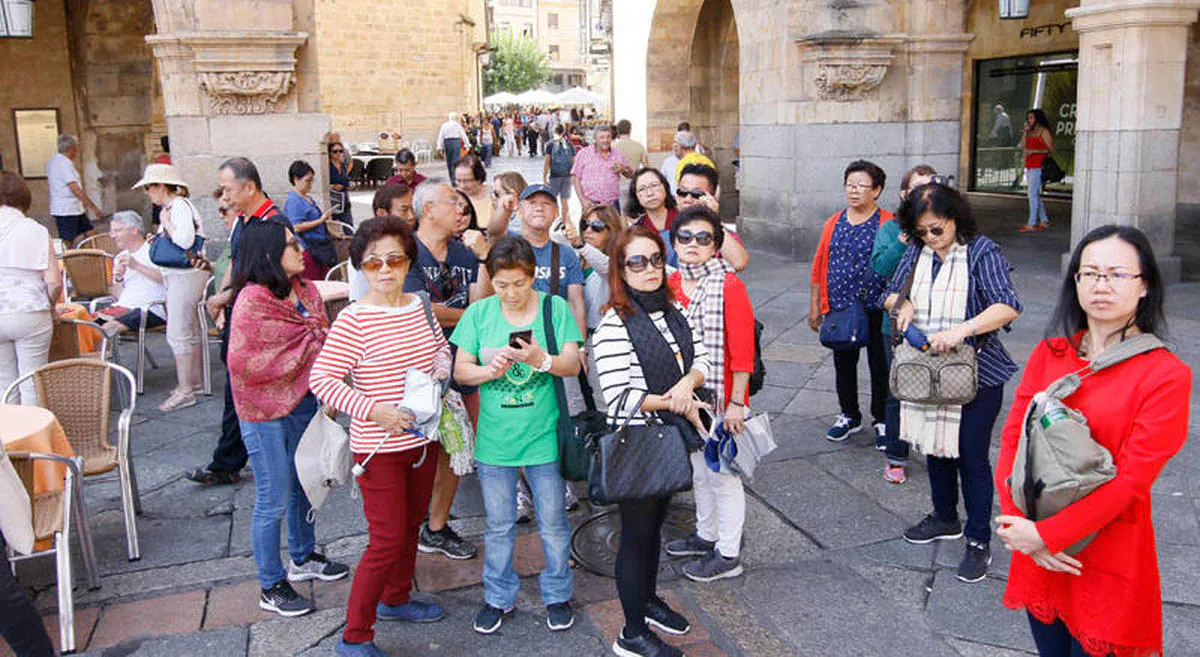 Salamanca colgará el cartel de completo en el puente del Pilar