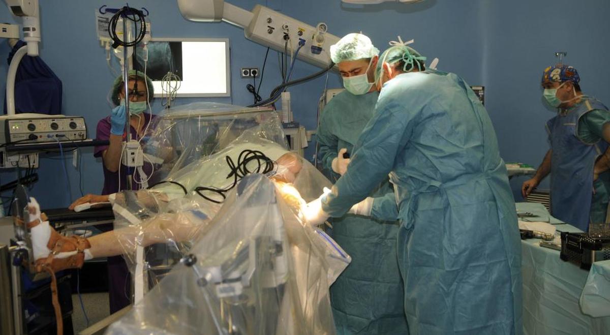 El Hospital reduce las listas de espera: encarga a la privada 700 cirugías