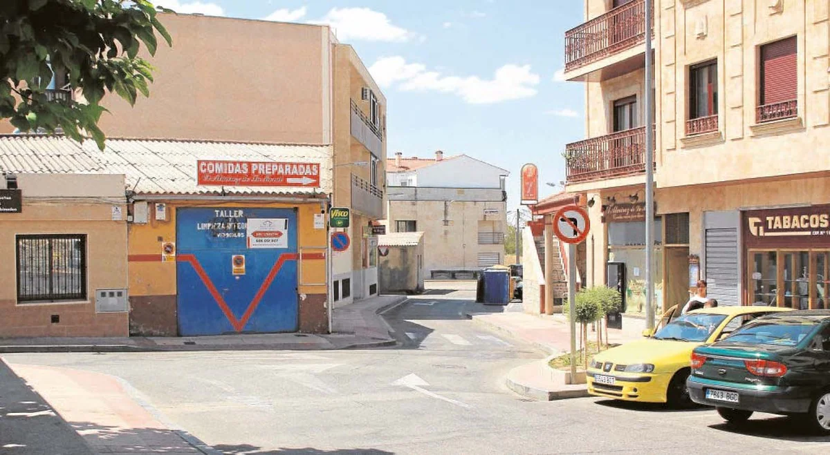 Los comerciantes de Villamayor contra el alcalde por no impulsar campañas de Navidad