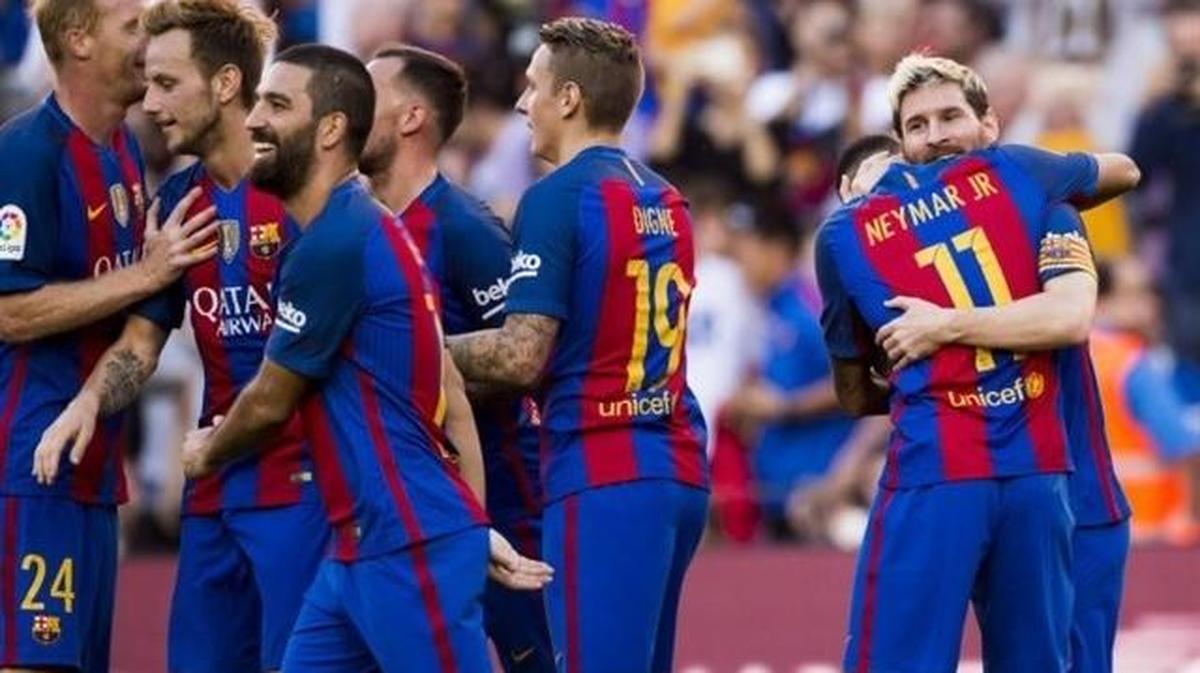 El Barcelona golea al Dépor en el retorno de Messi (4-0)