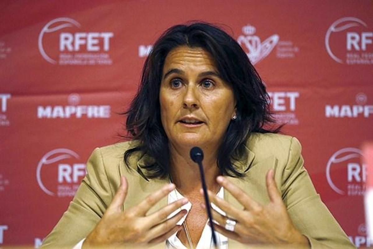 Conchita Martínez renueva como capitana de Copa Davis y Copa Federación