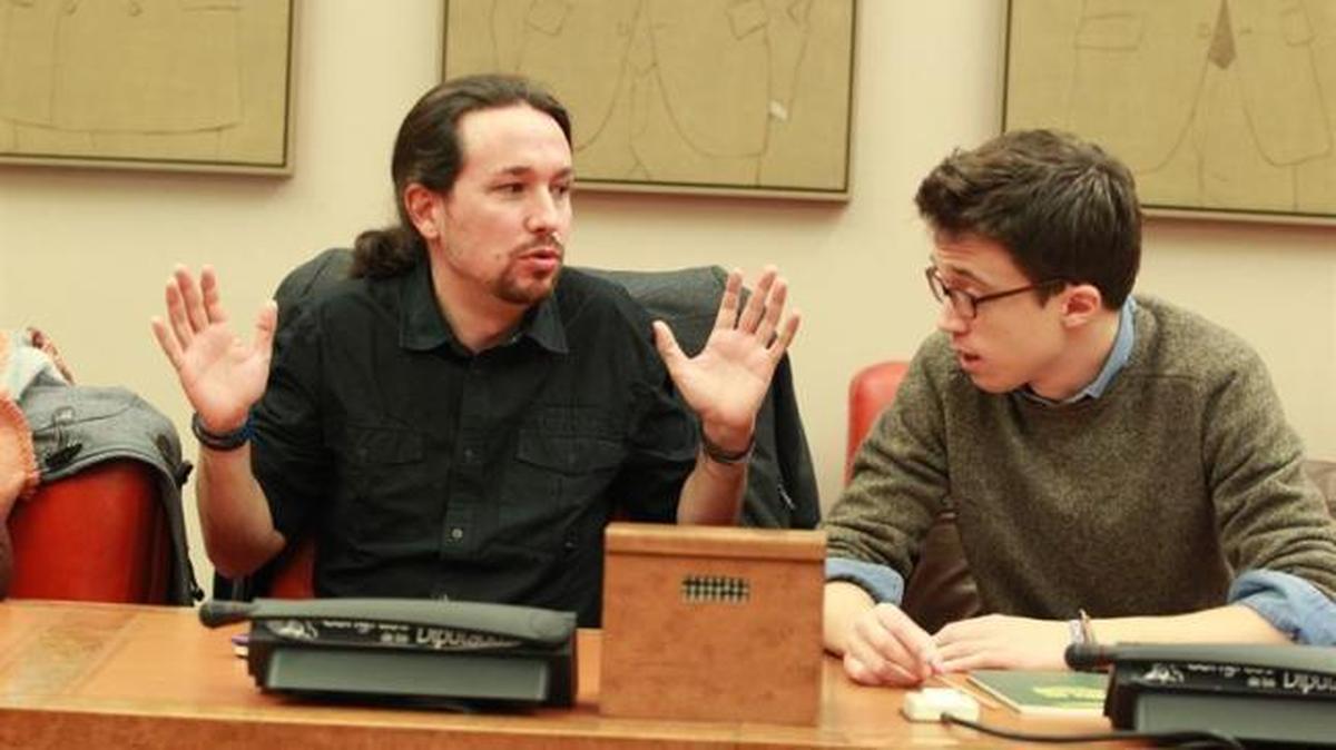 Iglesias y Errejón se cruzan reproches tras una primera reunión sin avances