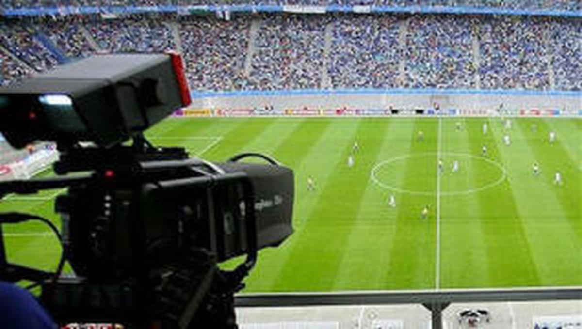 ¿Nos quedaremos sin ver la Eurocopa por televisión?