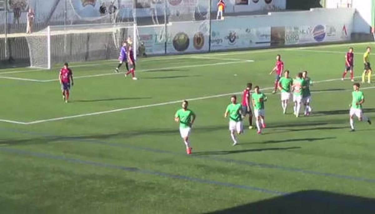 El Guijuelo se deja dos puntos en su estreno ante el Pontevedra (1-1)