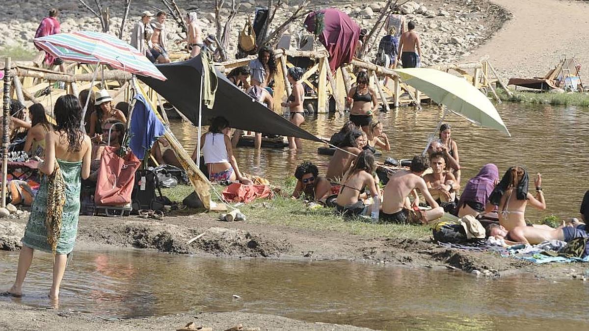 Hallan el cuerpo de un joven ahogado cerca de donde se celebró el festival jipi