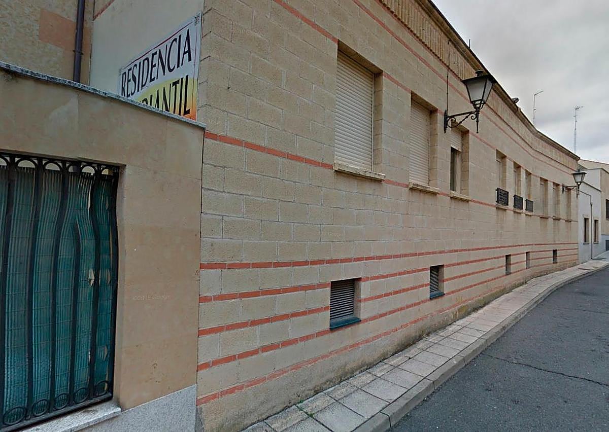 Residencia en la que residía la joven.