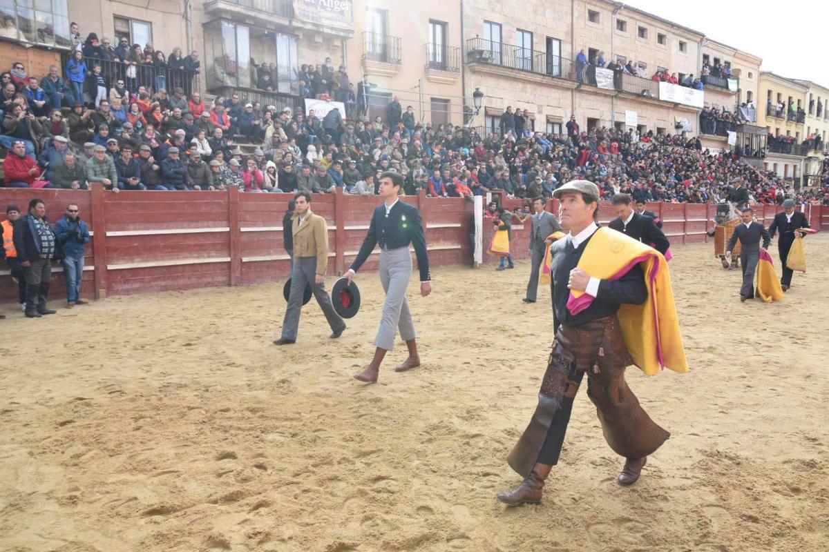 Paseíllo del festival.