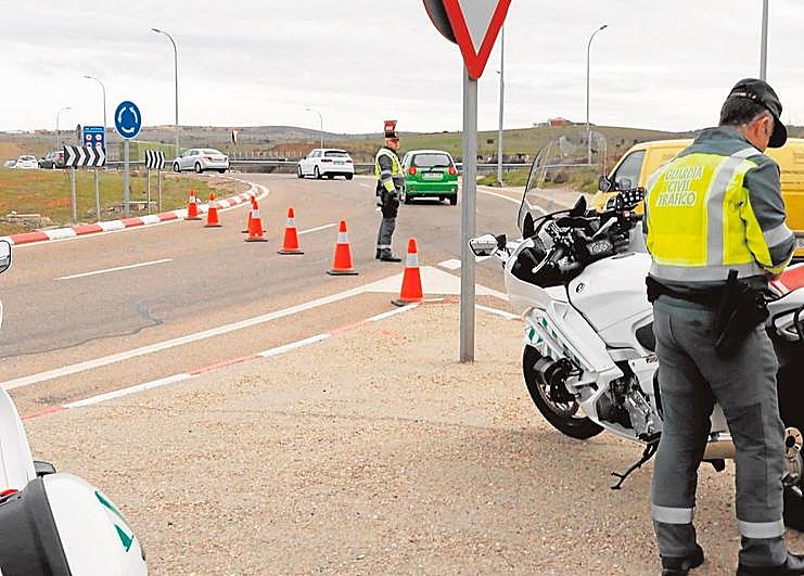 Desvíos la pasada Semana Santa en la glorieta de Buenos Aires para reducir atascos.