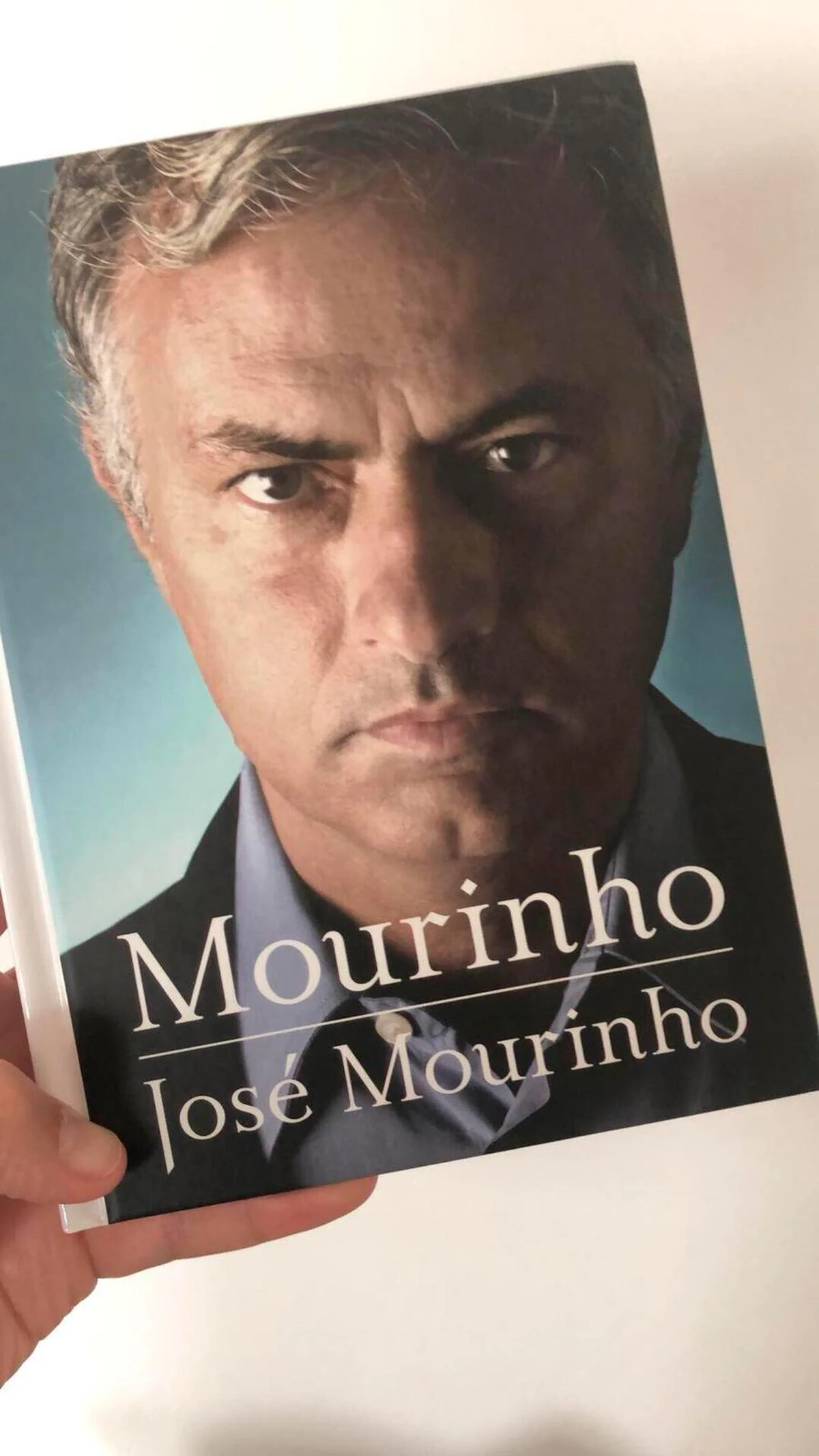 Casillas recomienda un libro de Mourinho por Sant Jordi