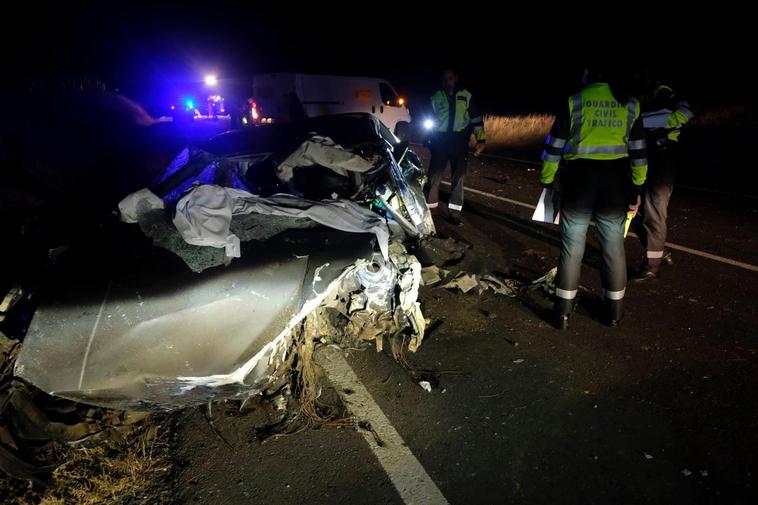 Los vehículos quedaron completamente destrozados