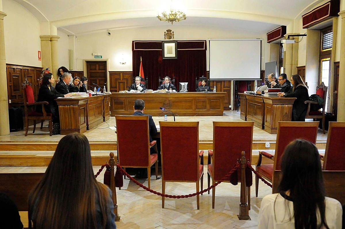 Juicio en la Audiencia Provincial en la mañana de este miércoles.