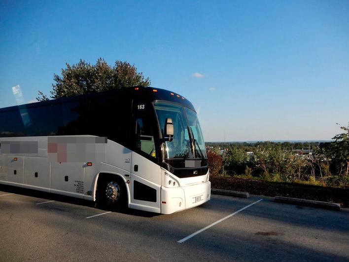 El chófer de un bus escolar con 42 niños da positivo en cocaína al regresar de Ledesma