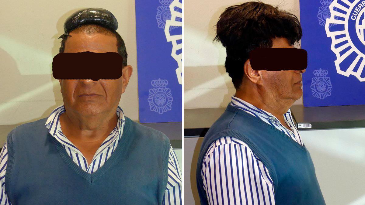 El hombre interceptado en el aeropuerto de Barcelona con cocaína bajo su peluquín