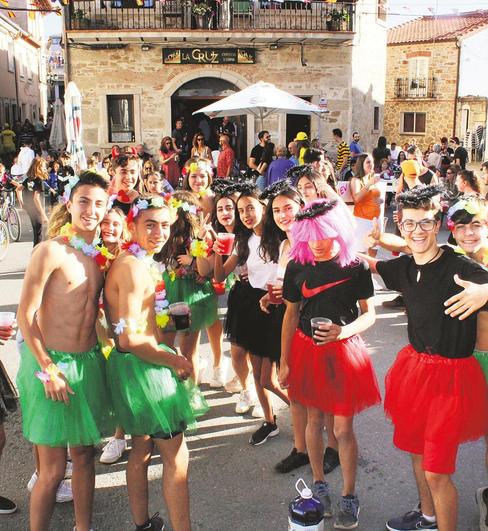 Color para dar ambiente a la fiesta en Cespedosa de Tormes