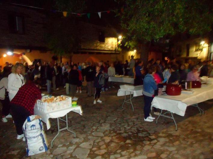 Parrillada de confraternidad como colofón a las fiestas de Monsagro