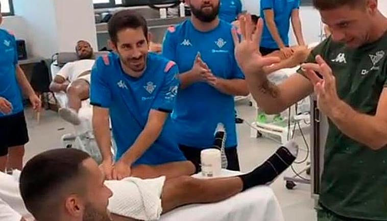 Joaquín, durante su truco.