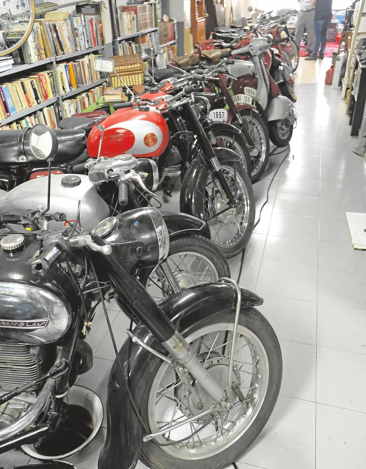 Colección de motos clásicas de José Luis Rodríguez.