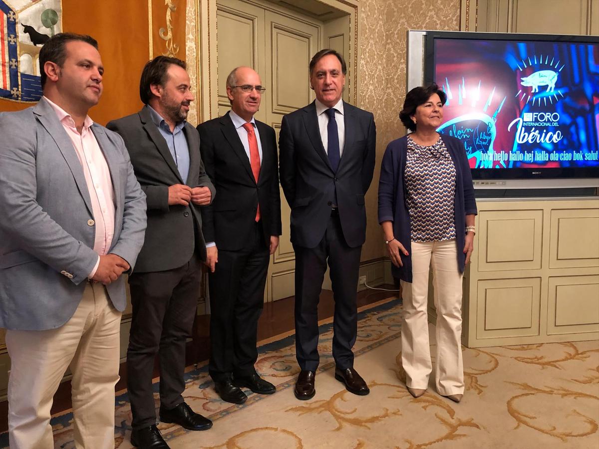 Momento de la presentación del II Foro Internacional del Ibérico